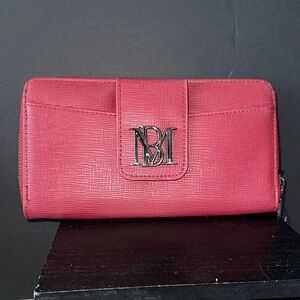 Badgley Mischka Crimson Textured Wallet‎